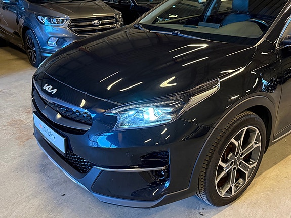 Kia XCeed 2 of 5