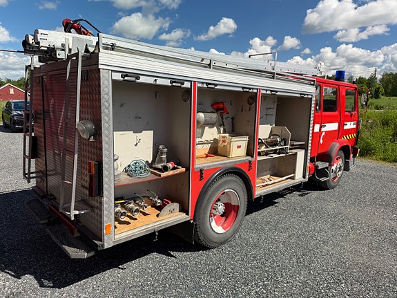 Volvo F614 9 of 30