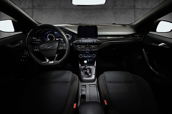 Ford Focus 10 of 30