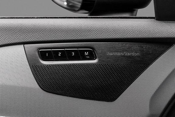 Volvo XC90 22 of 26