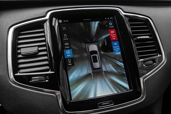 Volvo XC90 19 of 26
