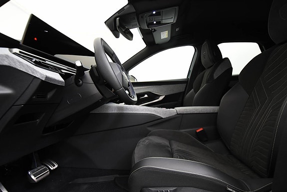 Peugeot e-3008 13 of 27