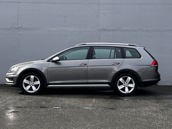 Volkswagen Golf Alltrack 5 of 23