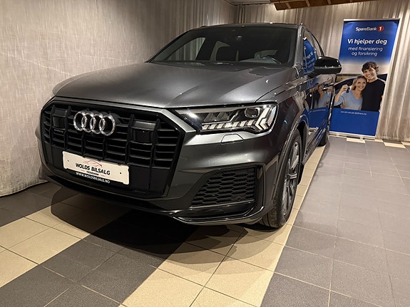 Audi Q7 4 of 5