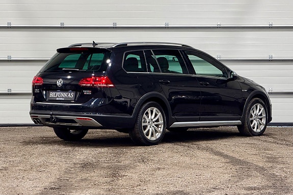 Volkswagen Golf Alltrack 5 of 29