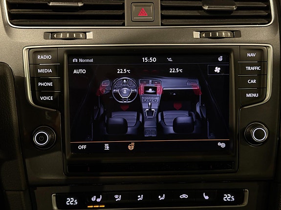 Volkswagen Golf Alltrack 24 of 29