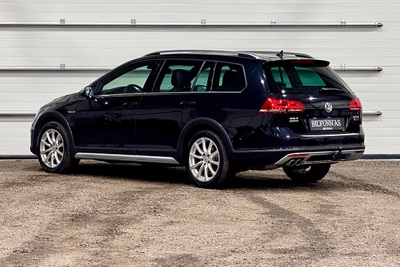 Volkswagen Golf Alltrack 6 of 29