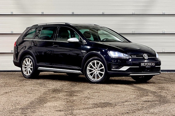 Volkswagen Golf Alltrack 3 of 29