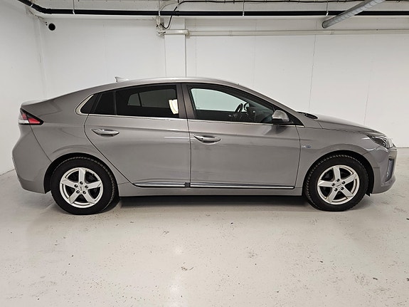 Hyundai IONIQ 5 of 19