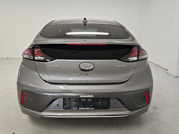 Hyundai IONIQ 7 of 19