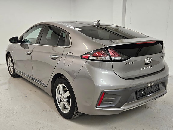 Hyundai IONIQ 6 of 19