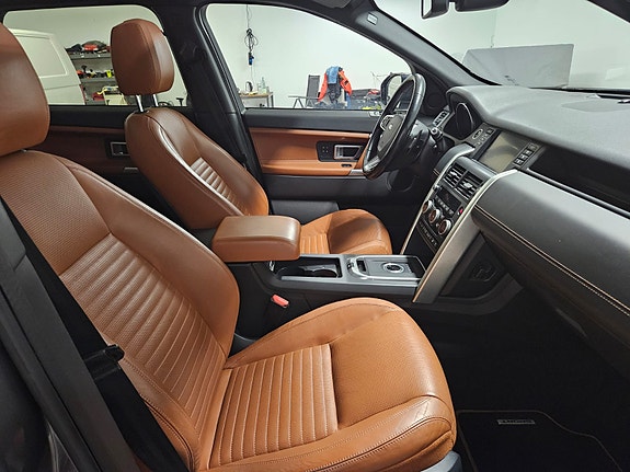 Land Rover Discovery Sport 16 of 20