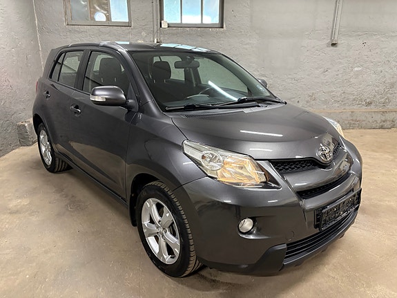 Toyota Urban Cruiser 16 of 30