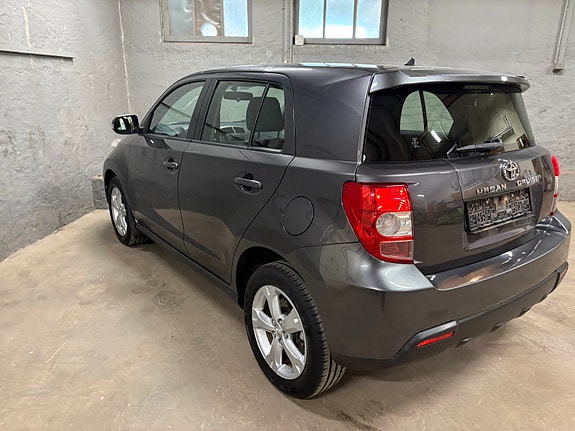 Toyota Urban Cruiser 29 of 30