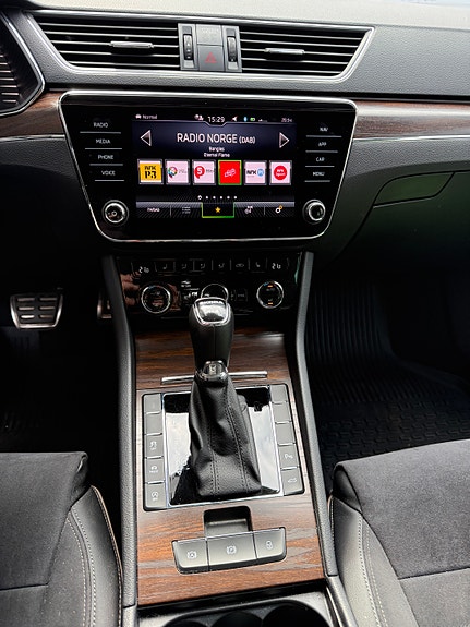Skoda Superb Scout 11 of 24
