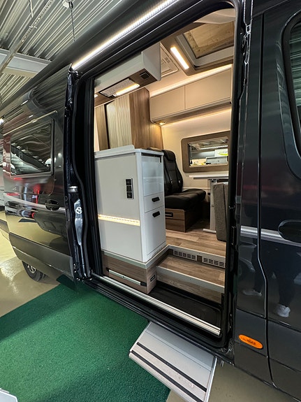 KABE Travel Master 690LB 21 of 24