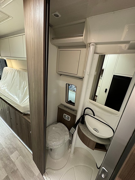 KABE Travel Master 690LB 7 of 24