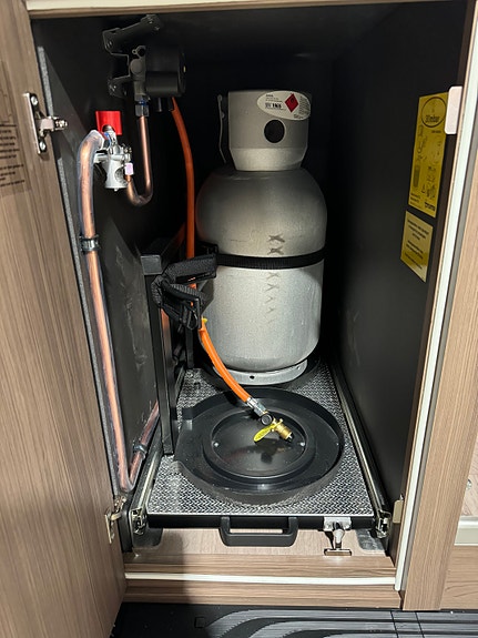 KABE Travel Master 690LB 23 of 24
