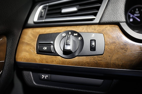 BMW 730d 14 of 26