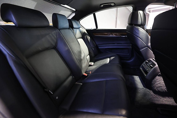 BMW 730d 22 of 26
