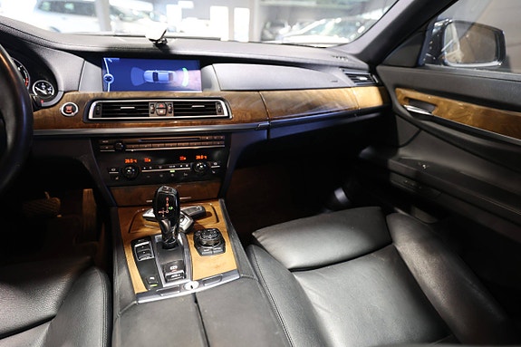BMW 730d 11 of 26