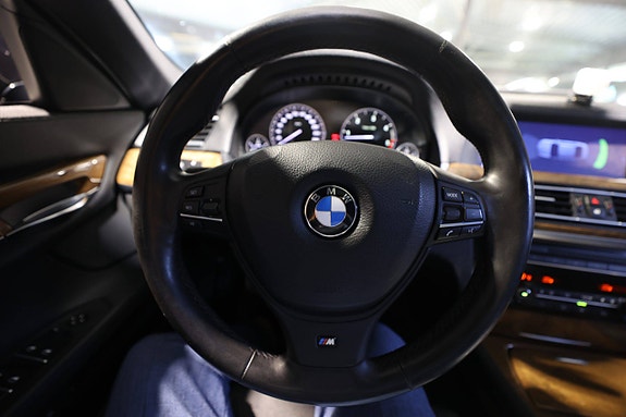 BMW 730d 13 of 26