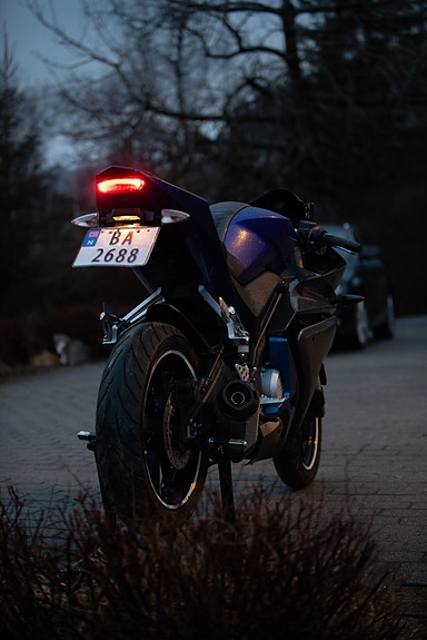 Yamaha YZF-R 125 4 of 10