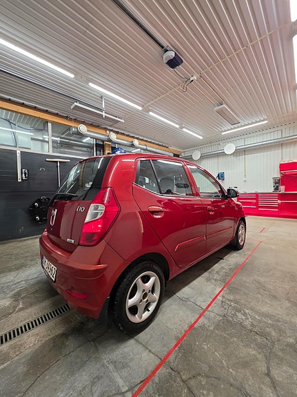 Hyundai i10 5 of 5