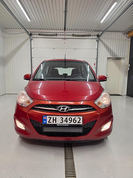 Hyundai i10 9 of 19