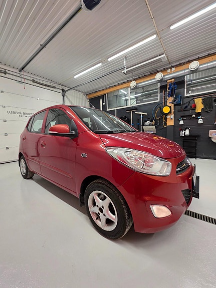 Hyundai i10 7 of 19