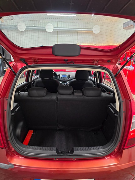 Hyundai i10 18 of 19