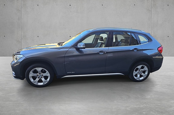 BMW X1 3 of 15