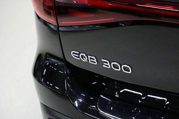 Mercedes-Benz EQB-Klasse 9 of 30