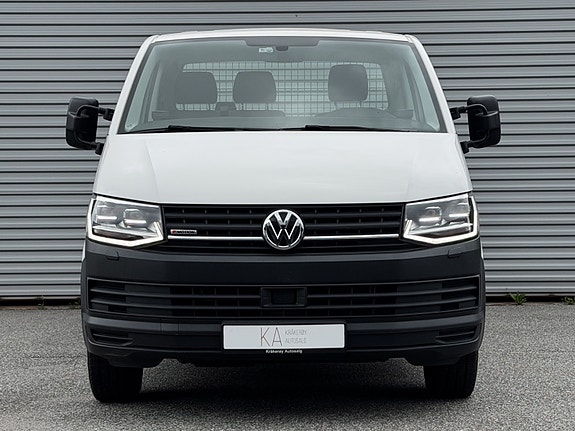 Volkswagen Transporter 3 of 5