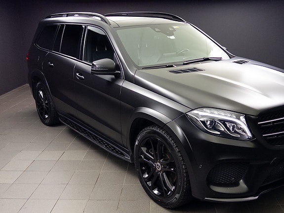 Mercedes-Benz GLS350 d 3 of 30