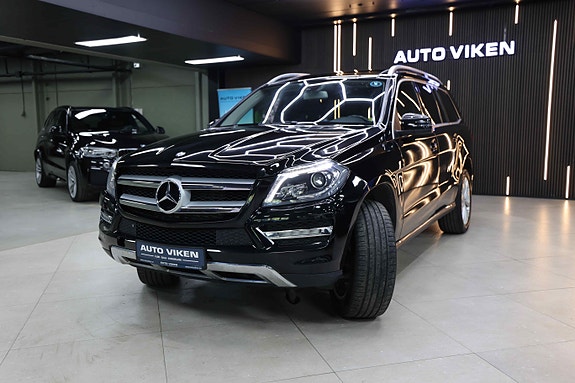Mercedes-Benz GL350 4 of 5