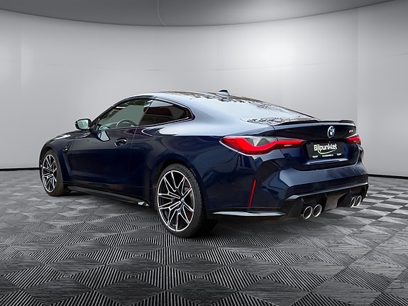 BMW M4 7 of 23