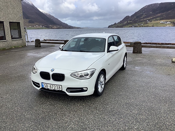 BMW 116d 2 of 17