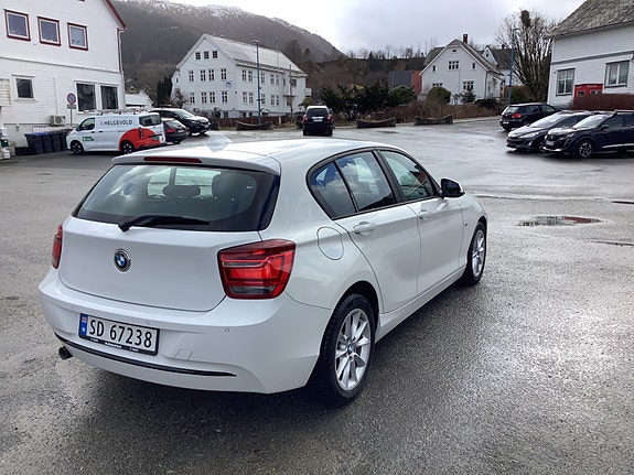 BMW 116d 7 of 17