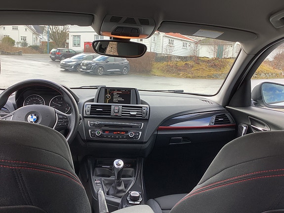 BMW 116d 10 of 17
