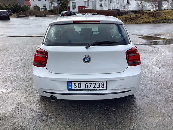 BMW 116d 8 of 17