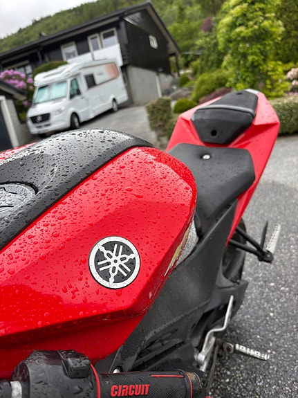 Yamaha YZF-R 125 4 of 5