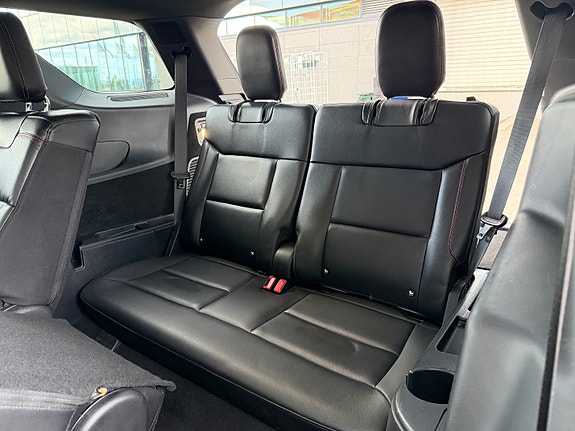 Ford Explorer 17 of 28