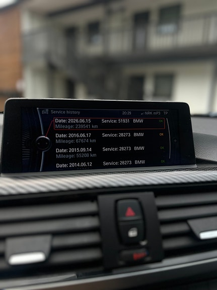 BMW 320d 17 of 22