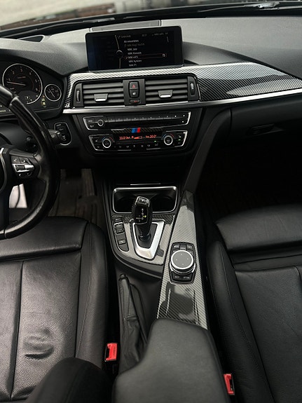 BMW 320d 12 of 22