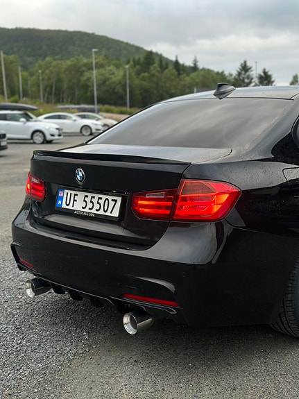 BMW 320d 5 of 22