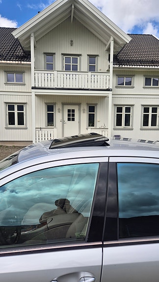 Mercedes-Benz E500 13 of 30