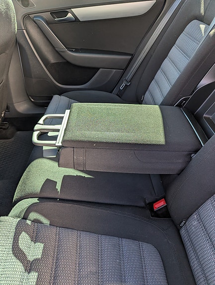 Volkswagen Passat Alltrack 23 of 28