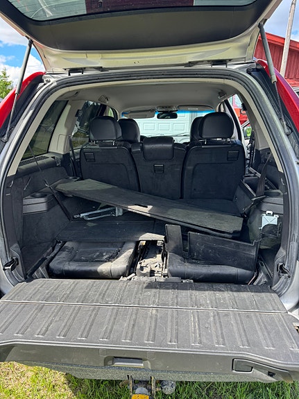 Volvo XC90 4 of 5