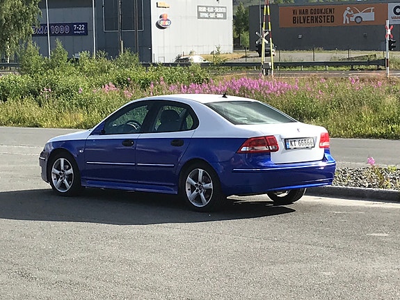 Saab 9-3 2 of 5